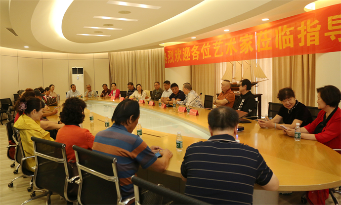 南通市僑聯華僑藝術團赴如皋開展文化藝術交流活動